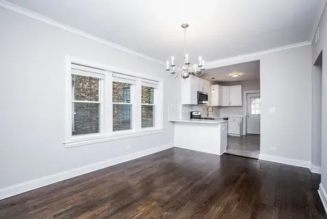 2648 West Lunt Avenue Chicago IL 60645