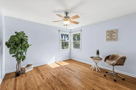 507 North Craig Place Lombard IL 60148