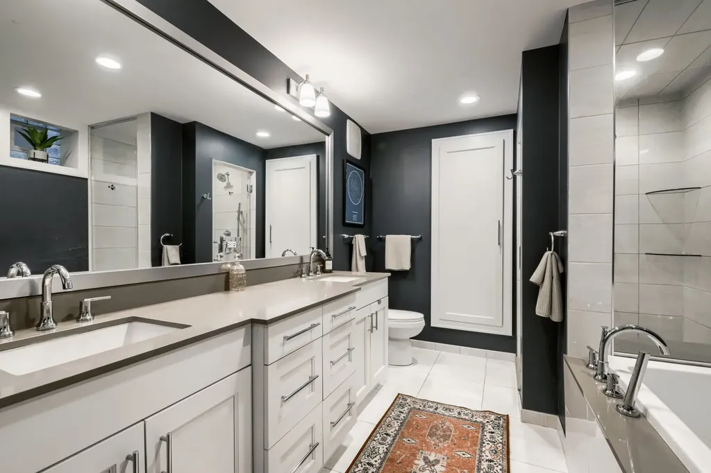 3737 North Damen Avenue Chicago IL 60618