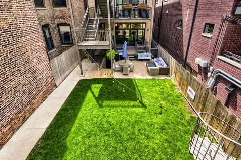 3737 North Damen Avenue Chicago IL 60618