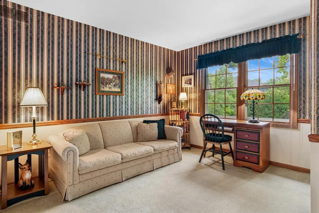 2238 Remington Drive Naperville IL 60565