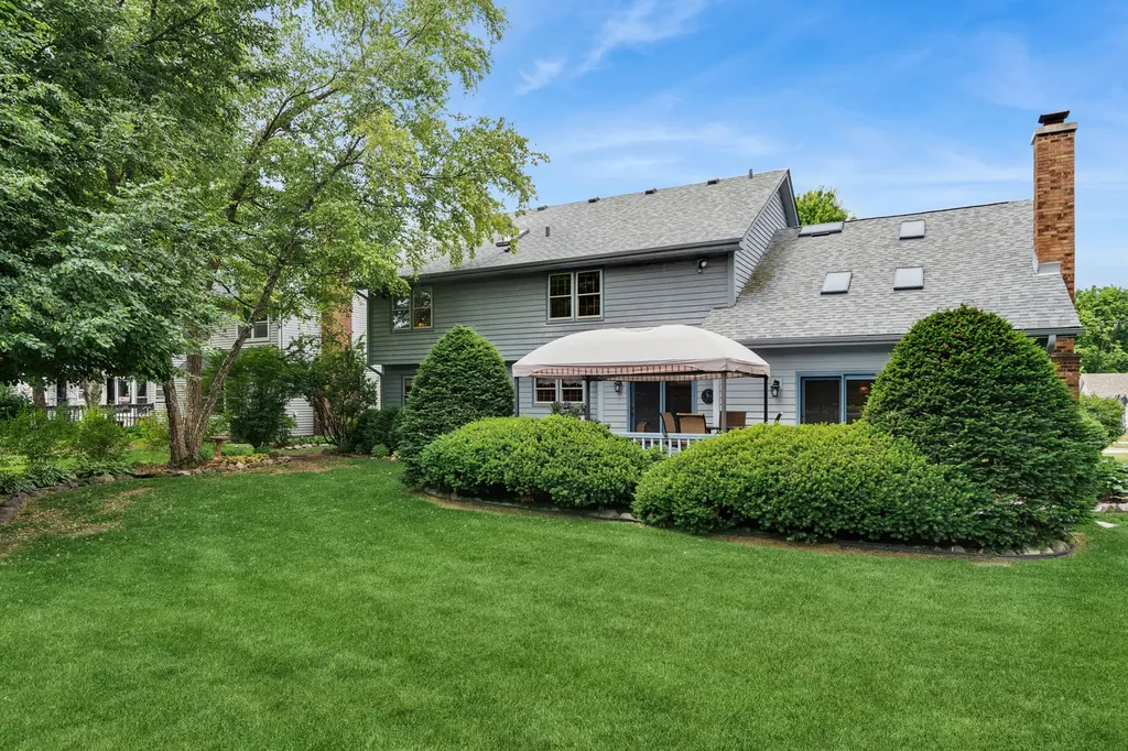 2238 Remington Drive Naperville IL 60565