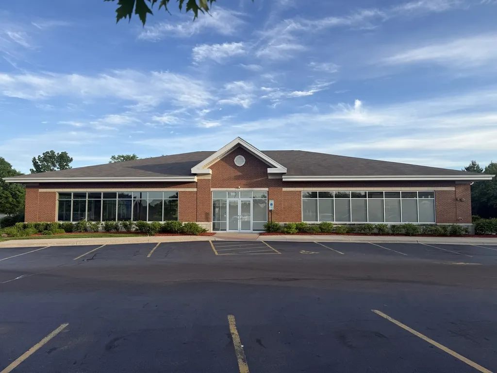 900 South Milwaukee Avenue Vernon Hills IL 60061