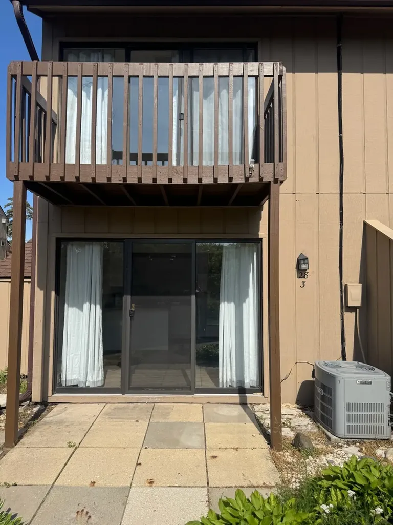 28 Jamaica Colony Street Fox Lake IL 60020