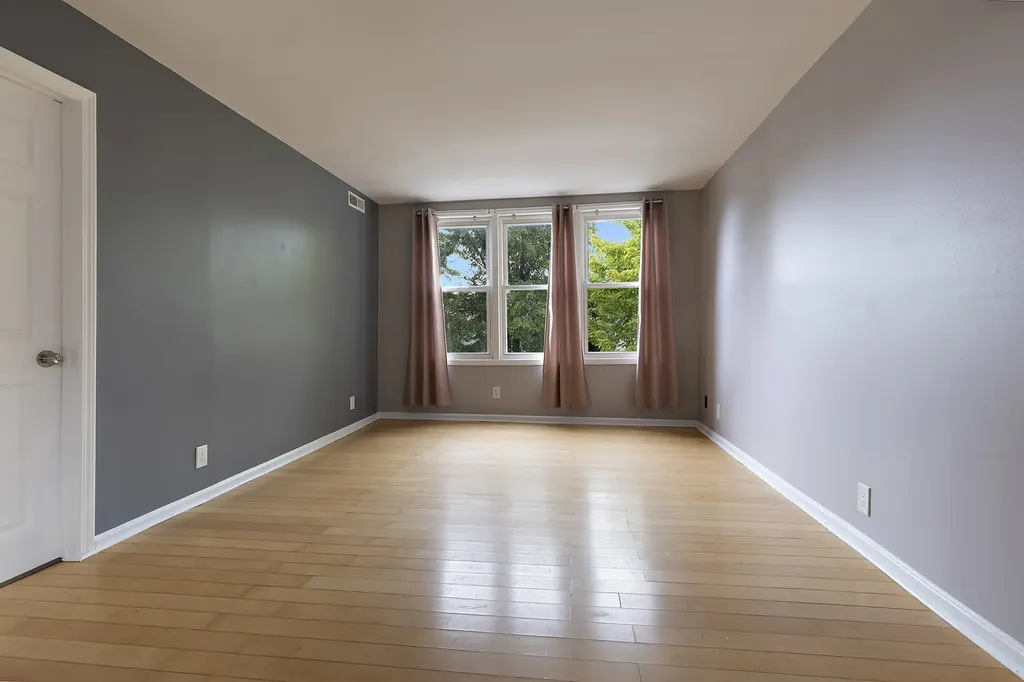 4716 South Loomis Boulevard Chicago IL 60609