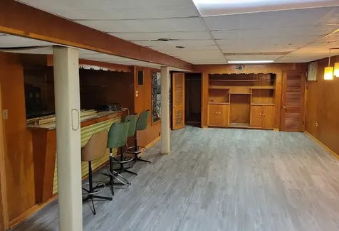 9035 South Euclid Avenue Chicago IL 60617