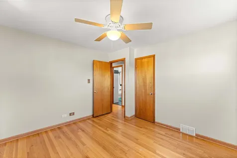 7717 West 81st Street Bridgeview IL 60455