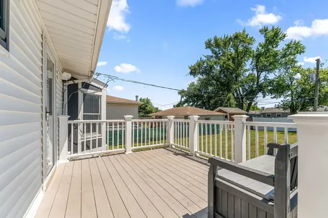 7717 West 81st Street Bridgeview IL 60455