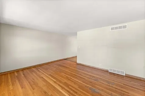 7717 West 81st Street Bridgeview IL 60455