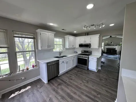 202 East Fabish Drive Buffalo Grove IL 60089