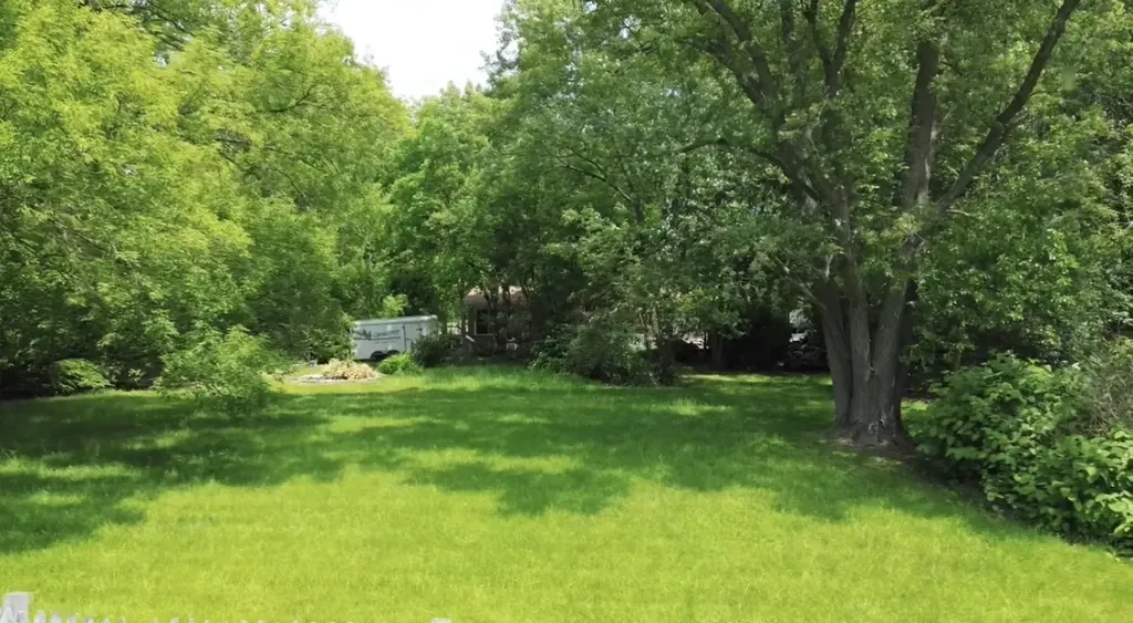 13044 Tyler Avenue Waukegan IL 60087