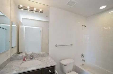 1901 South Calumet Avenue Chicago IL 60616