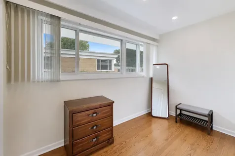 370 Park Avenue Highland Park IL 60035