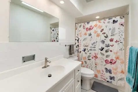 370 Park Avenue Highland Park IL 60035