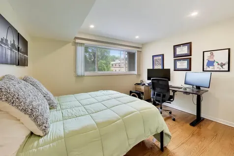 370 Park Avenue Highland Park IL 60035