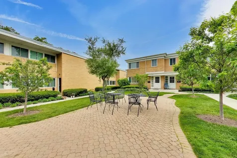 370 Park Avenue Highland Park IL 60035