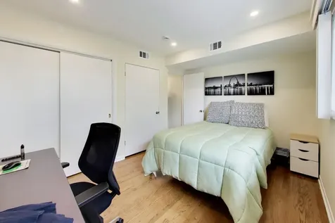 370 Park Avenue Highland Park IL 60035