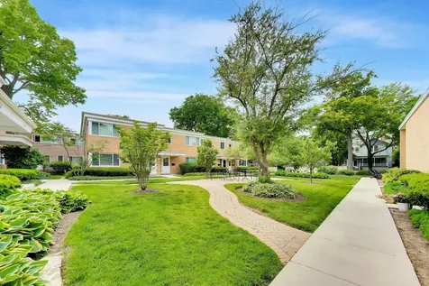 370 Park Avenue Highland Park IL 60035