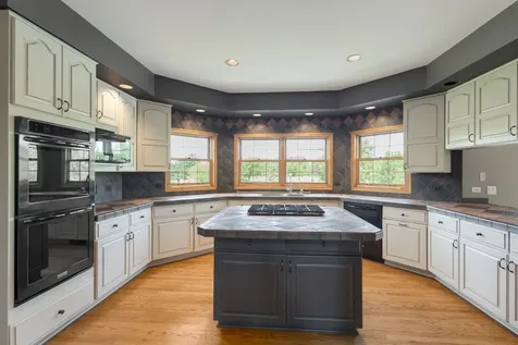 1848 East Offner Road Beecher IL 60401
