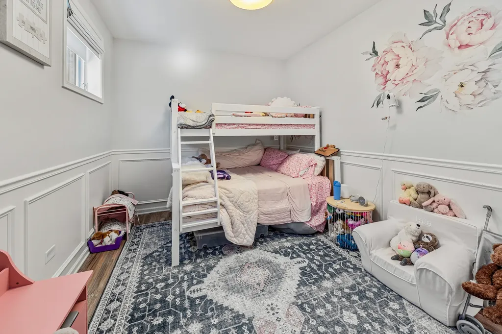2114 West Erie Street Chicago IL 60612