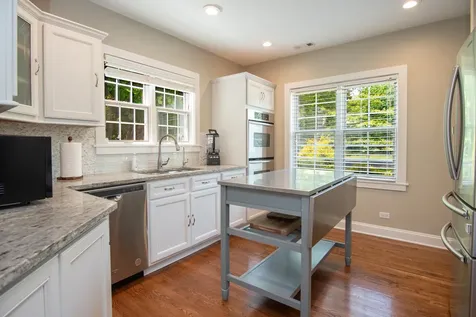 1507 South Garden Street Palatine IL 60067