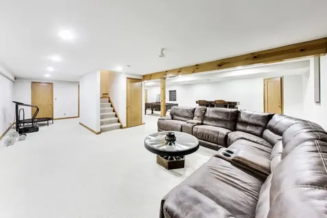 438 West Trail Court Grayslake IL 60030