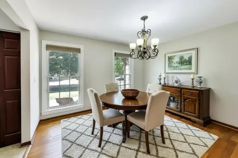 438 West Trail Court Grayslake IL 60030
