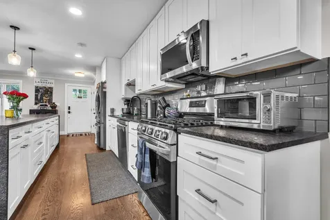 1806 North Park Drive Mount Prospect IL 60056