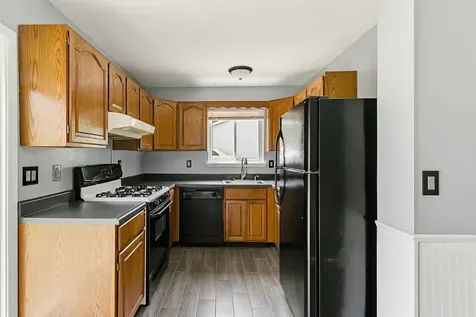 8217 8TH Street W Rock Island IL 61201
