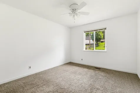 8217 8TH Street W Rock Island IL 61201