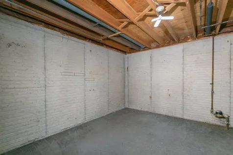 8217 8TH Street W Rock Island IL 61201