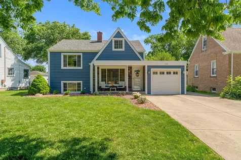 492 West Avery Street Elmhurst IL 60126