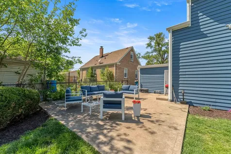 492 West Avery Street Elmhurst IL 60126