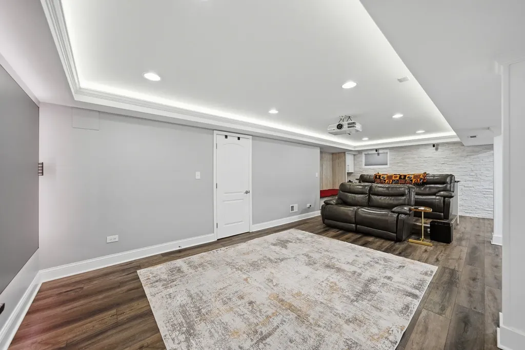 3423 Goldfinch Drive Naperville IL 60564