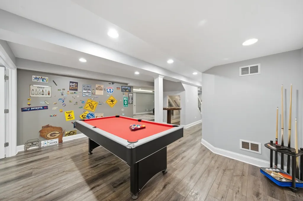 3423 Goldfinch Drive Naperville IL 60564