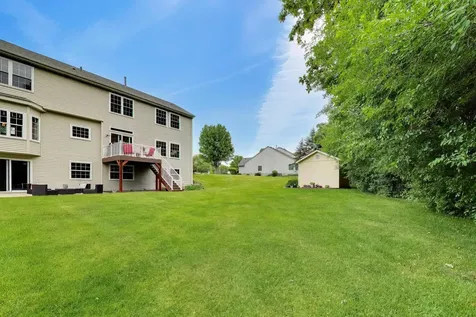 435 Oak Grove Circle Wauconda IL 60084