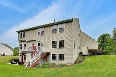 435 Oak Grove Circle Wauconda IL 60084