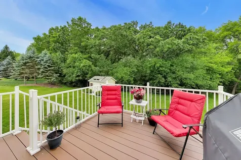435 Oak Grove Circle Wauconda IL 60084