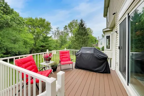 435 Oak Grove Circle Wauconda IL 60084