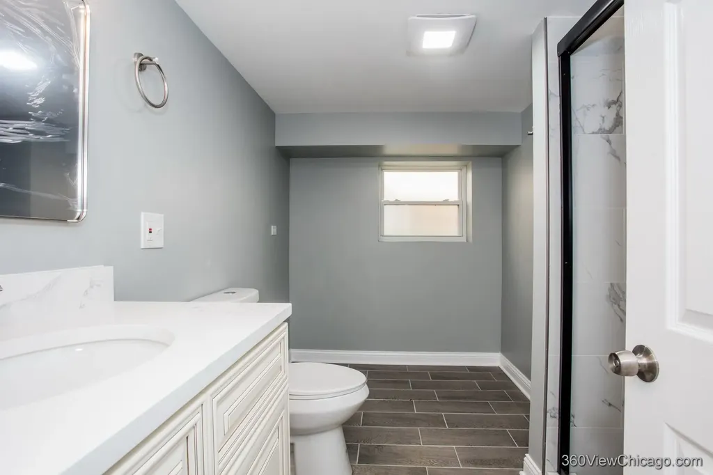 4540 North Menard Avenue Chicago IL 60630