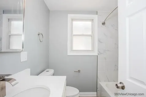 4540 North Menard Avenue Chicago IL 60630