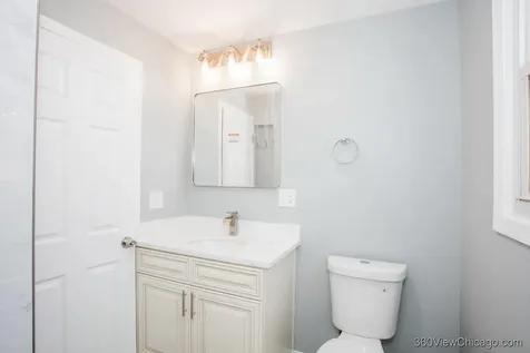 4540 North Menard Avenue Chicago IL 60630