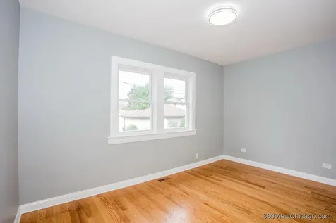 4540 North Menard Avenue Chicago IL 60630