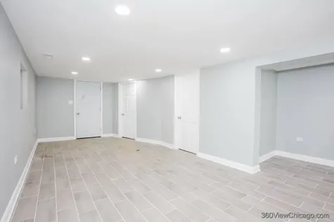 4540 North Menard Avenue Chicago IL 60630