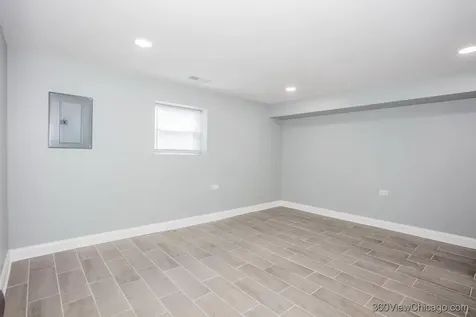 4540 North Menard Avenue Chicago IL 60630