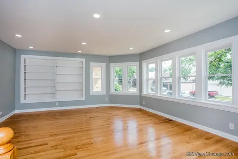 4540 North Menard Avenue Chicago IL 60630