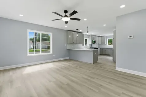 201 West 3rd Street Streator IL 61364