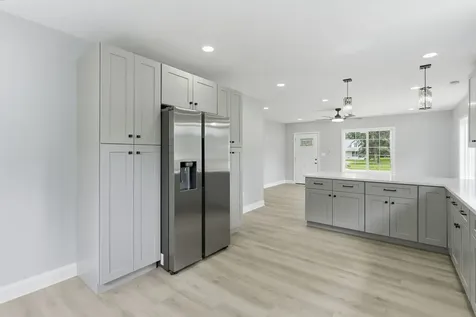 201 West 3rd Street Streator IL 61364