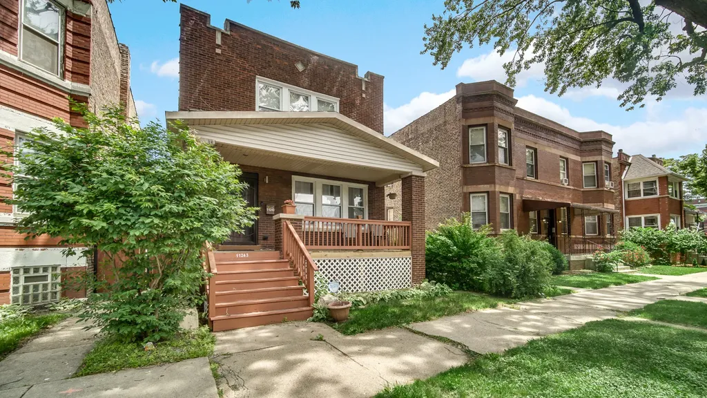 11243 South Vernon Avenue Chicago IL 60628