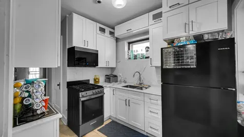 11243 South Vernon Avenue Chicago IL 60628